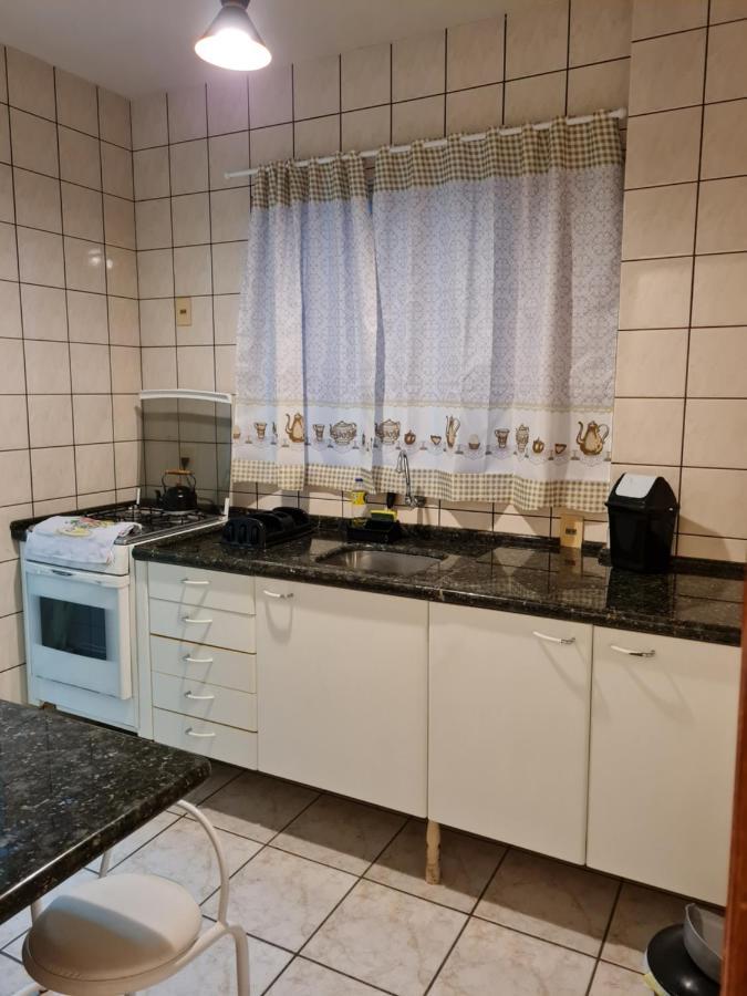 شقة Apartamento 2 Quartos Central Diferenciado Balneário Camboriú المظهر الخارجي الصورة