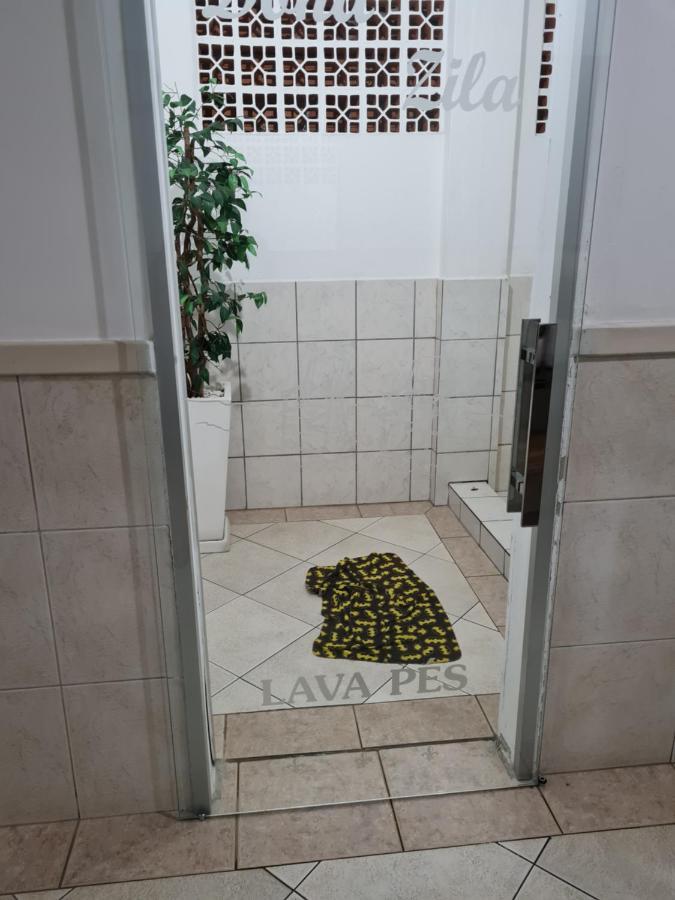 شقة Apartamento 2 Quartos Central Diferenciado Balneário Camboriú المظهر الخارجي الصورة